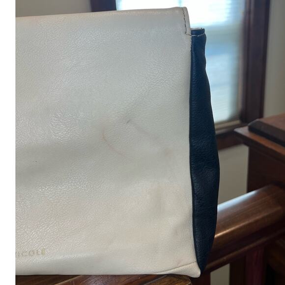 Danielle Nicole Disney Alice Through The Looking Glass Clutch Purse - Picture 4 of 12